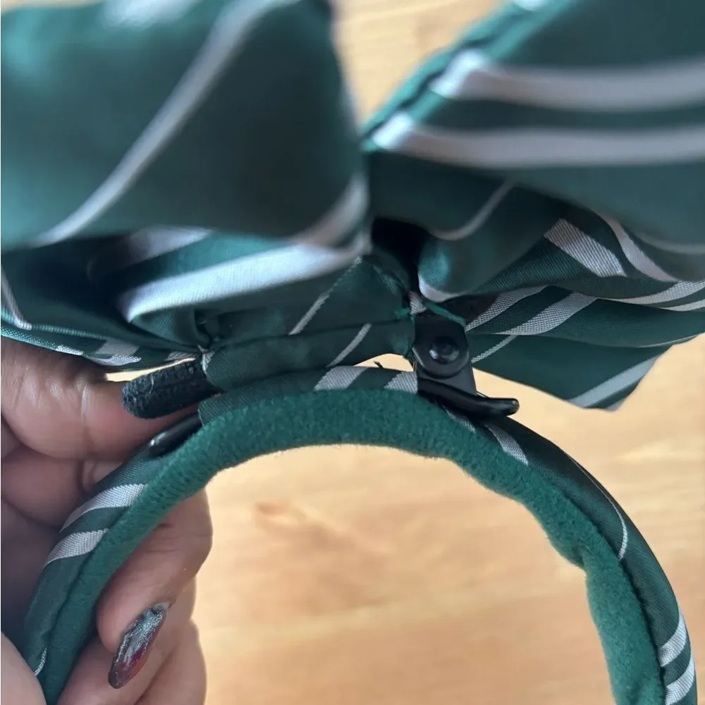 JAPAN LIMITED Harry Potter Slytherin Bow Authentic Headband Accessory - Like New